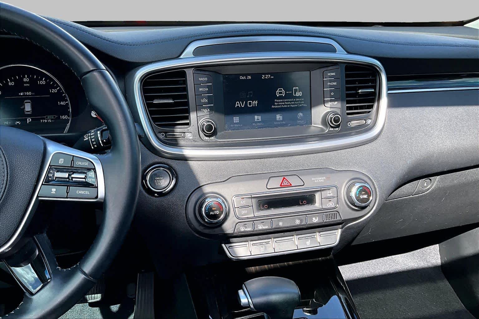 2020 Kia Sorento photo 7 of 37