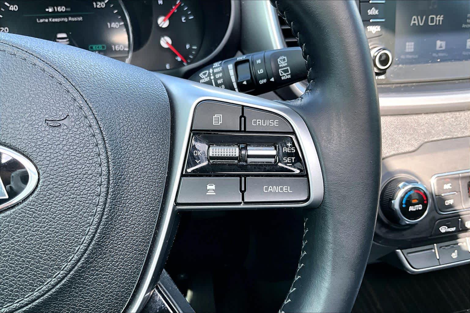 2020 Kia Sorento photo 25 of 37