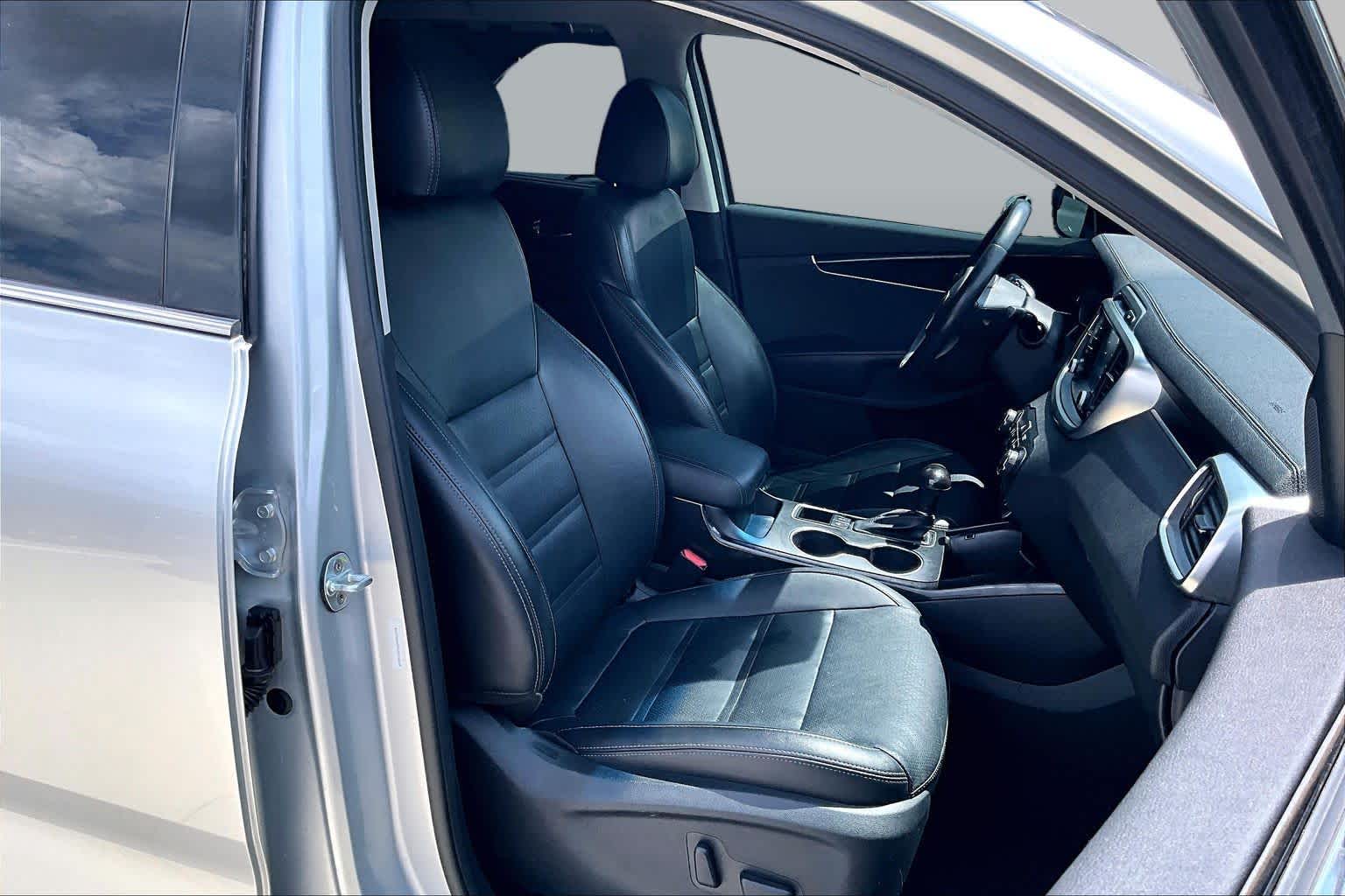 2018 Kia Sorento EX V6 Sparkling Silver at Westside Kia