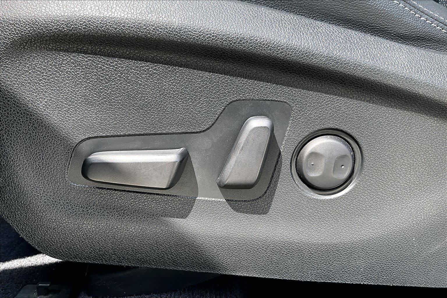 2018 Kia Sorento EX V6 Sparkling Silver at Westside Kia