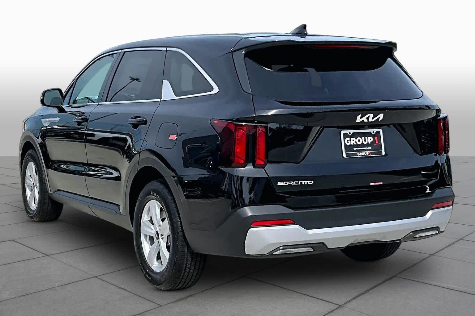 2026 Kia Sorento LX - 10
