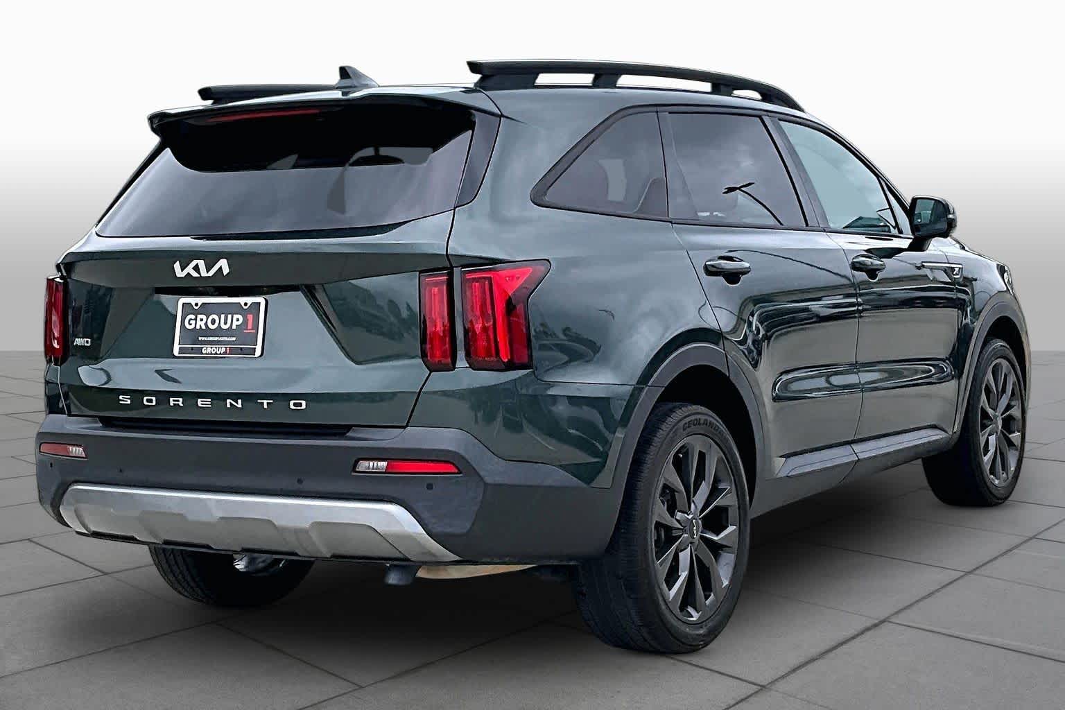 2022 Kia Sorento X-Line SX Prestige Aruba Green at Westside Kia