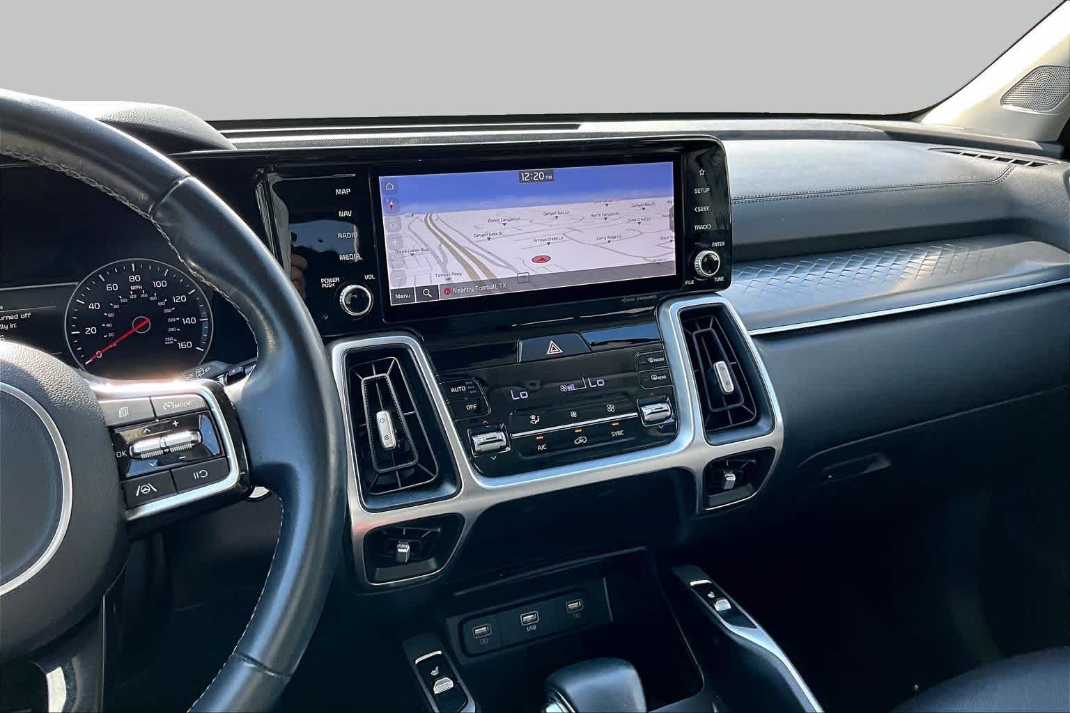 2022 Kia Sorento photo 7 of 32