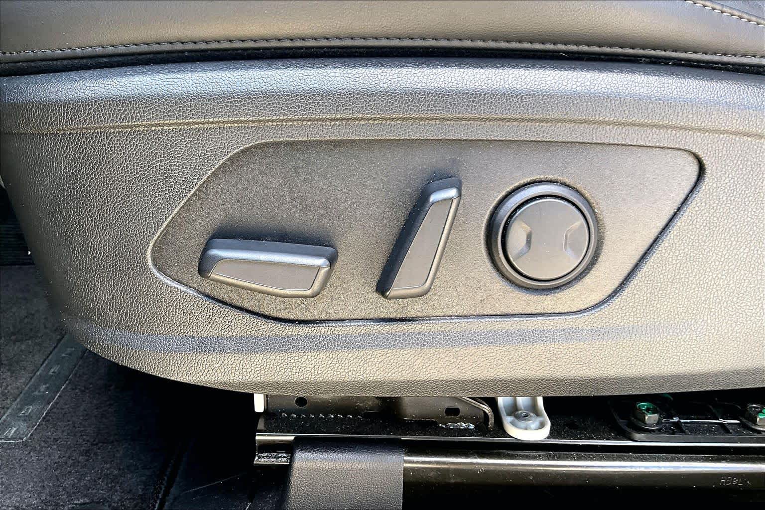 2022 Kia Sorento photo 30 of 32