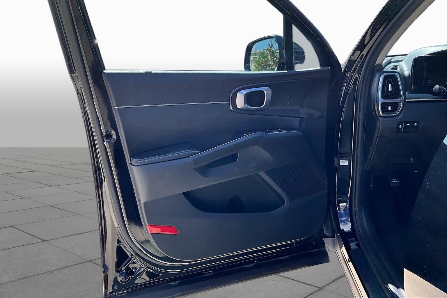 2022 Kia Sorento photo 20 of 32