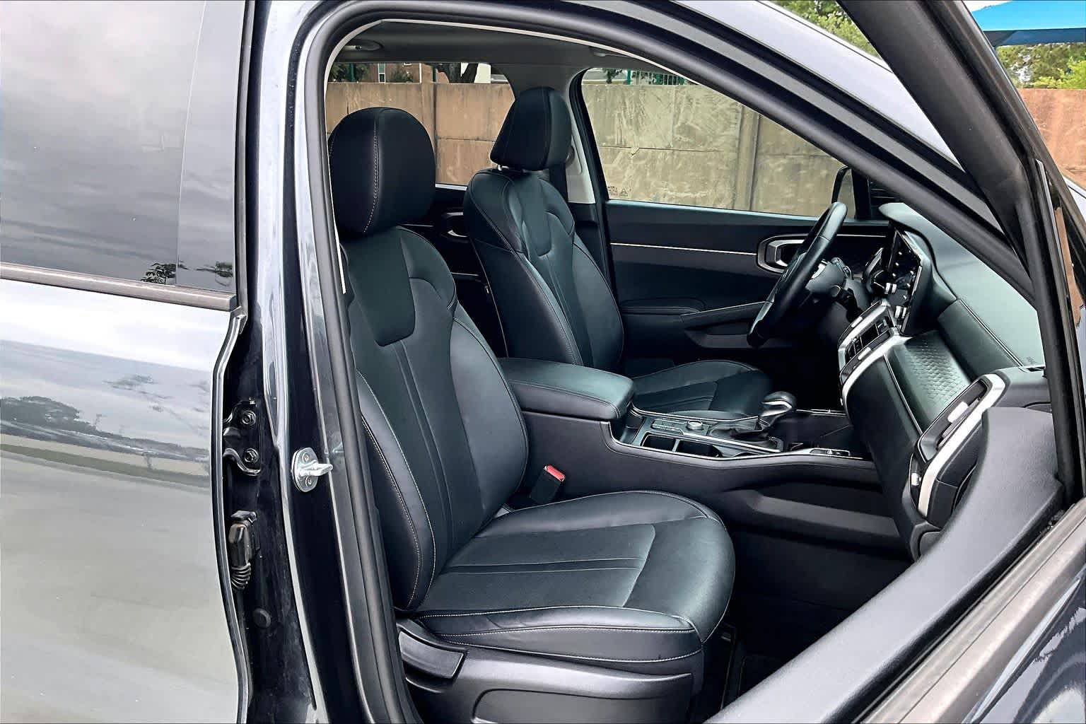 2021 Kia Sorento S - 8