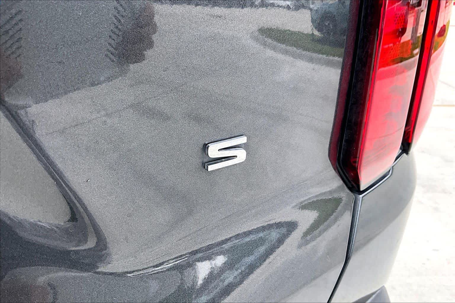 2021 Kia Sorento S - 9