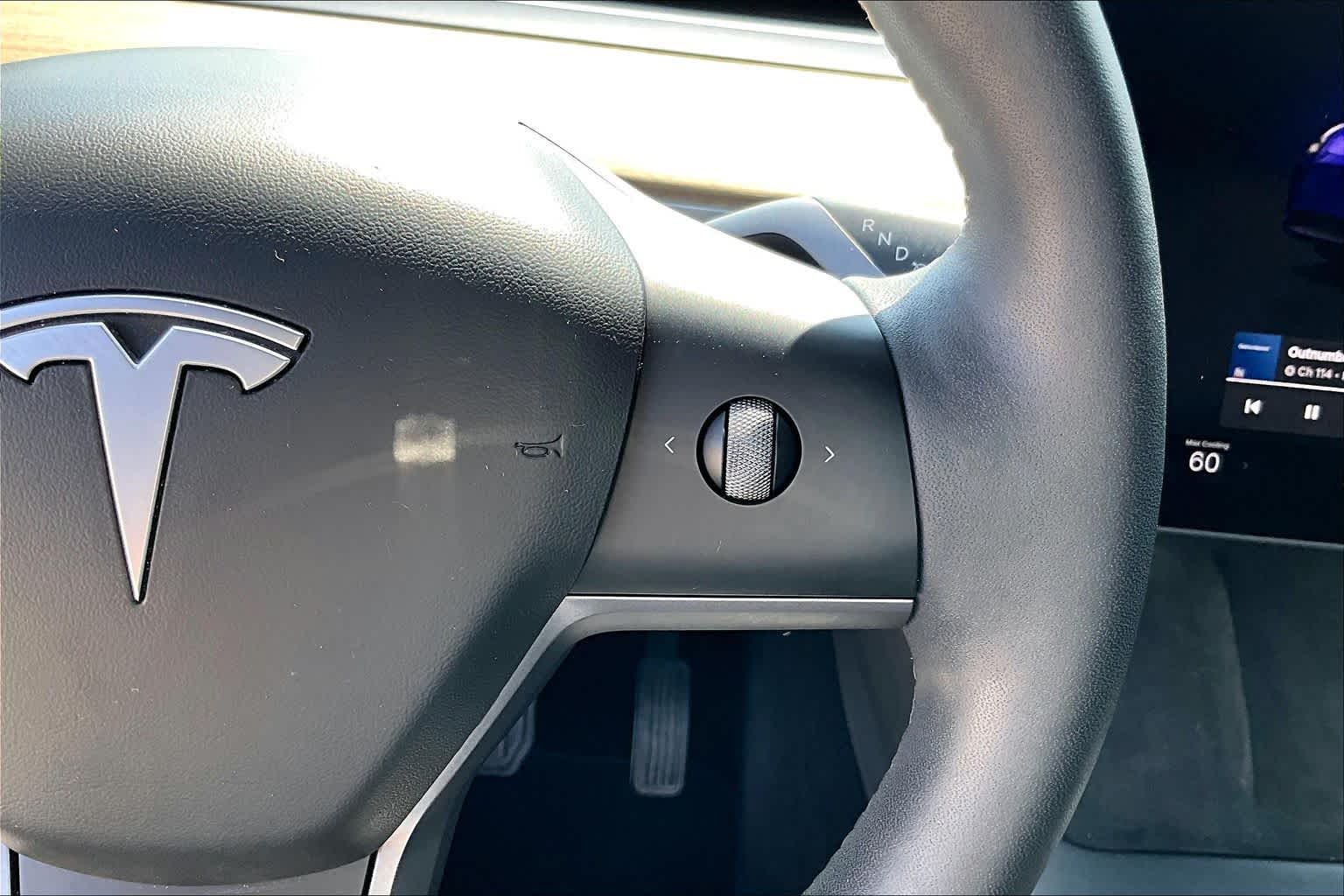 2023 Tesla Model Y photo 42 of 63