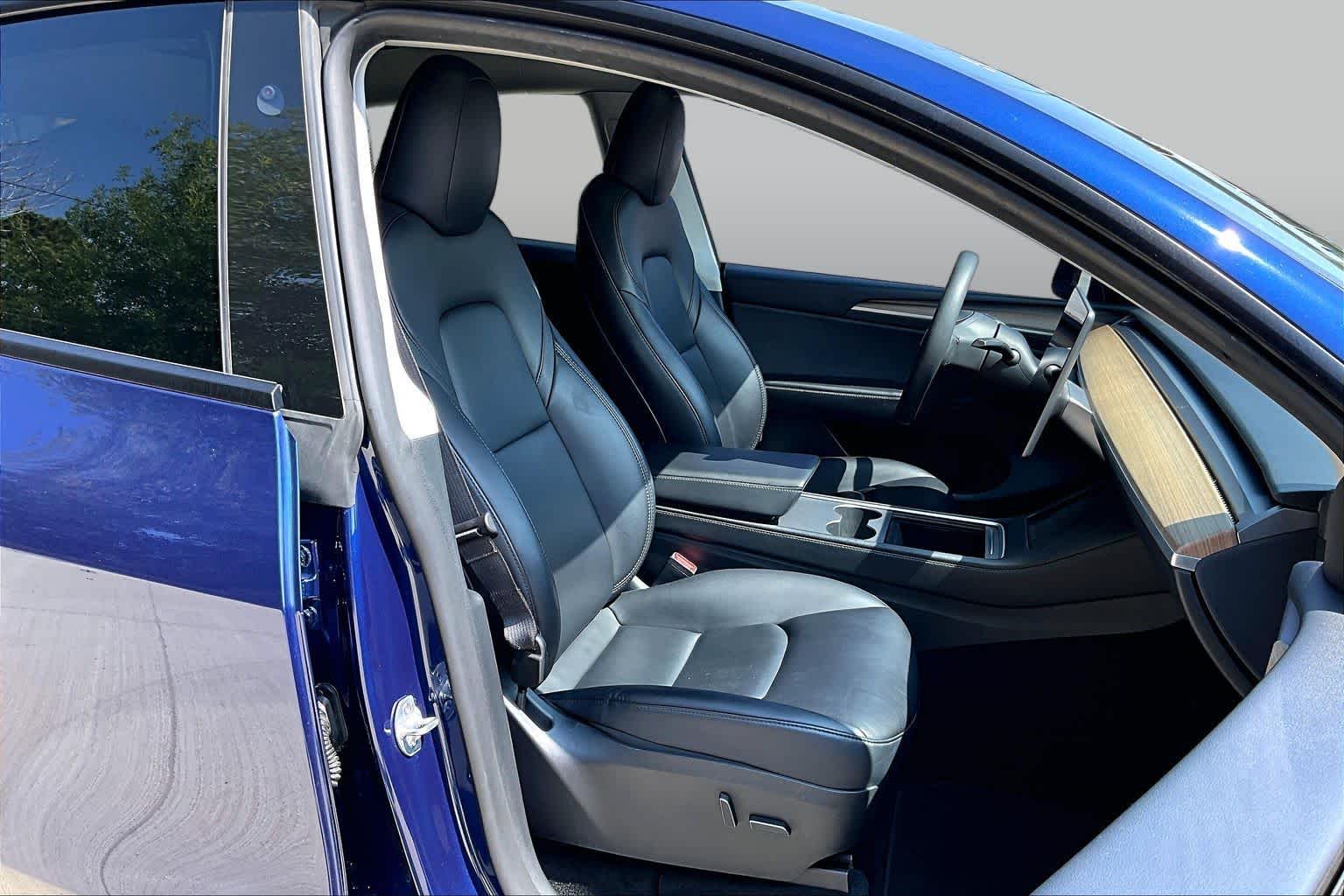 2023 Tesla Model Y photo 16 of 63