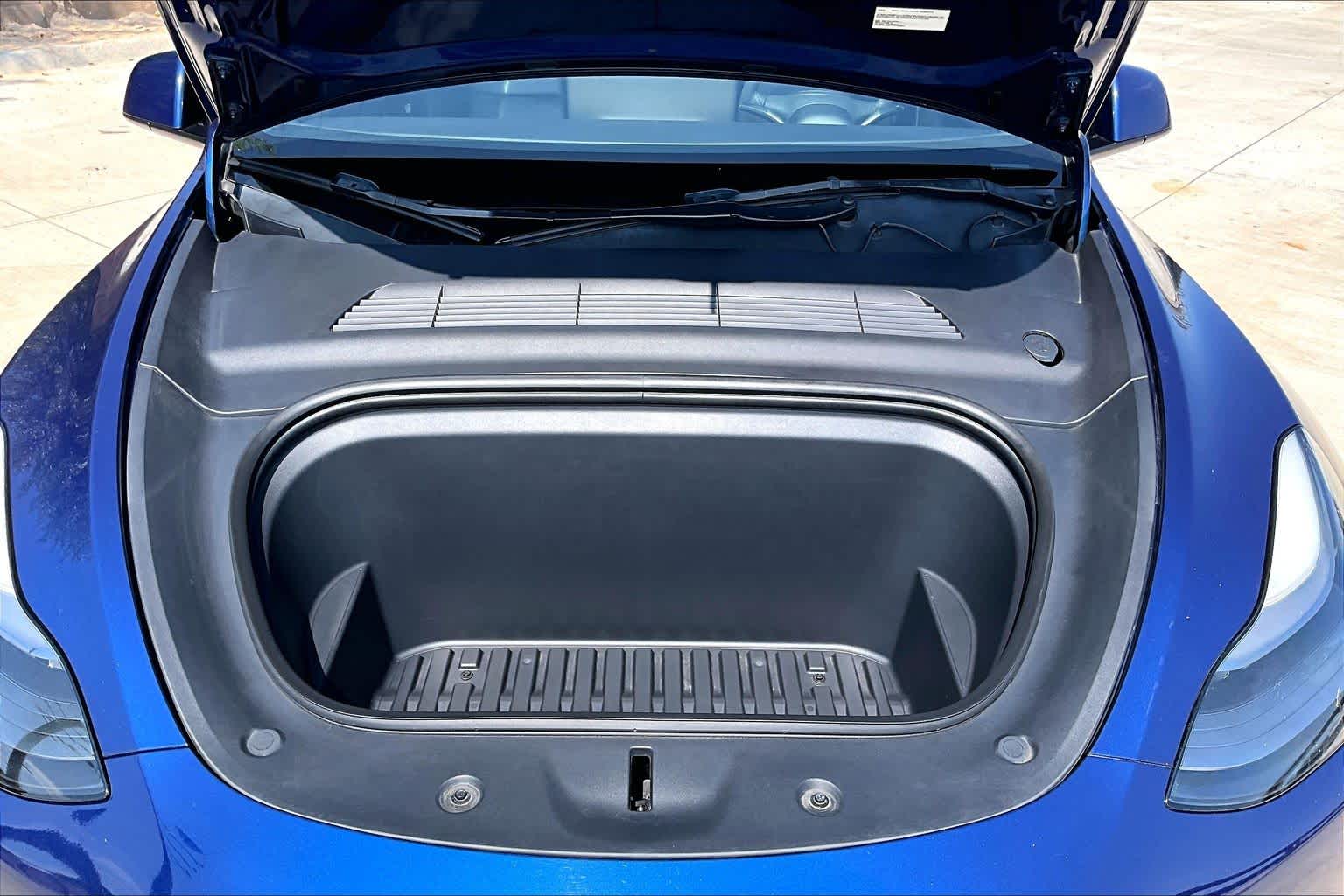 2023 Tesla Model Y photo 54 of 63