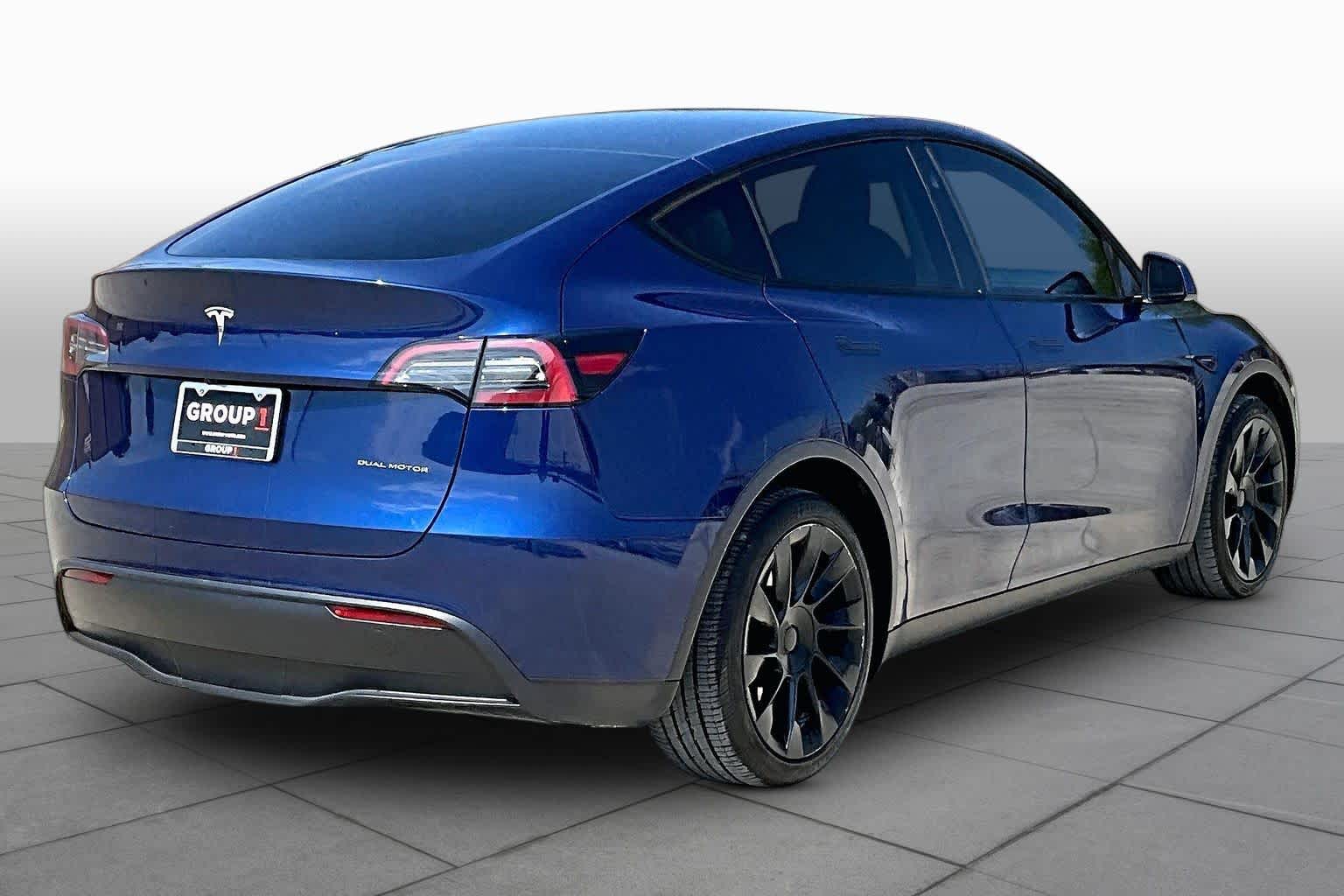 2023 Tesla Model Y photo 20 of 63