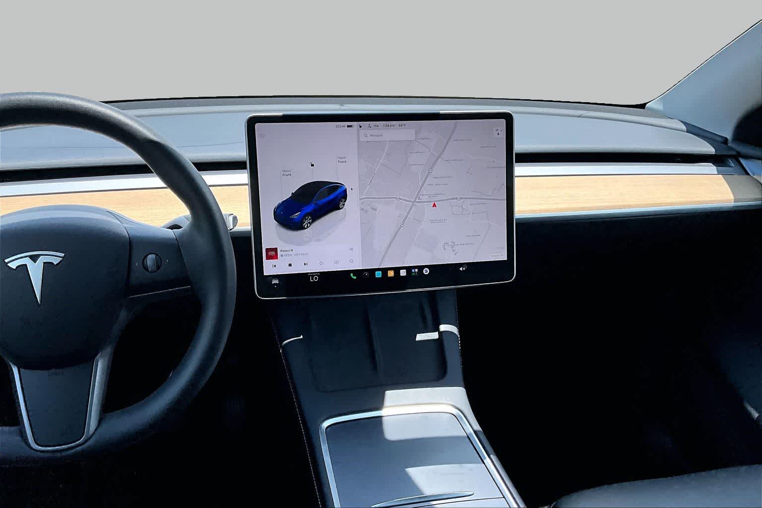 2024 Tesla Model Y Long Range - 5