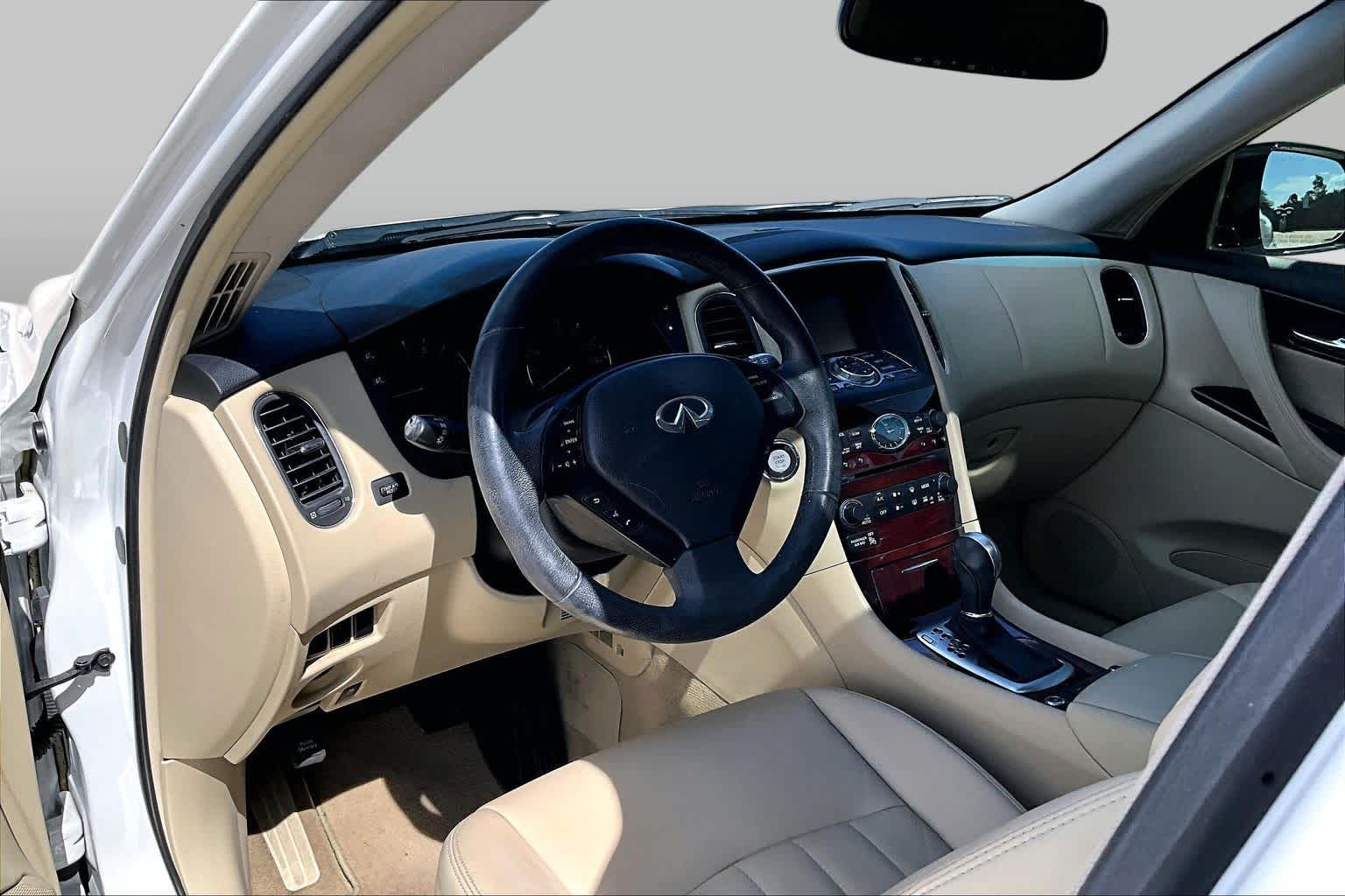 2017 INFINITI QX50  Majestic White at Group 1 Toyota Southwest