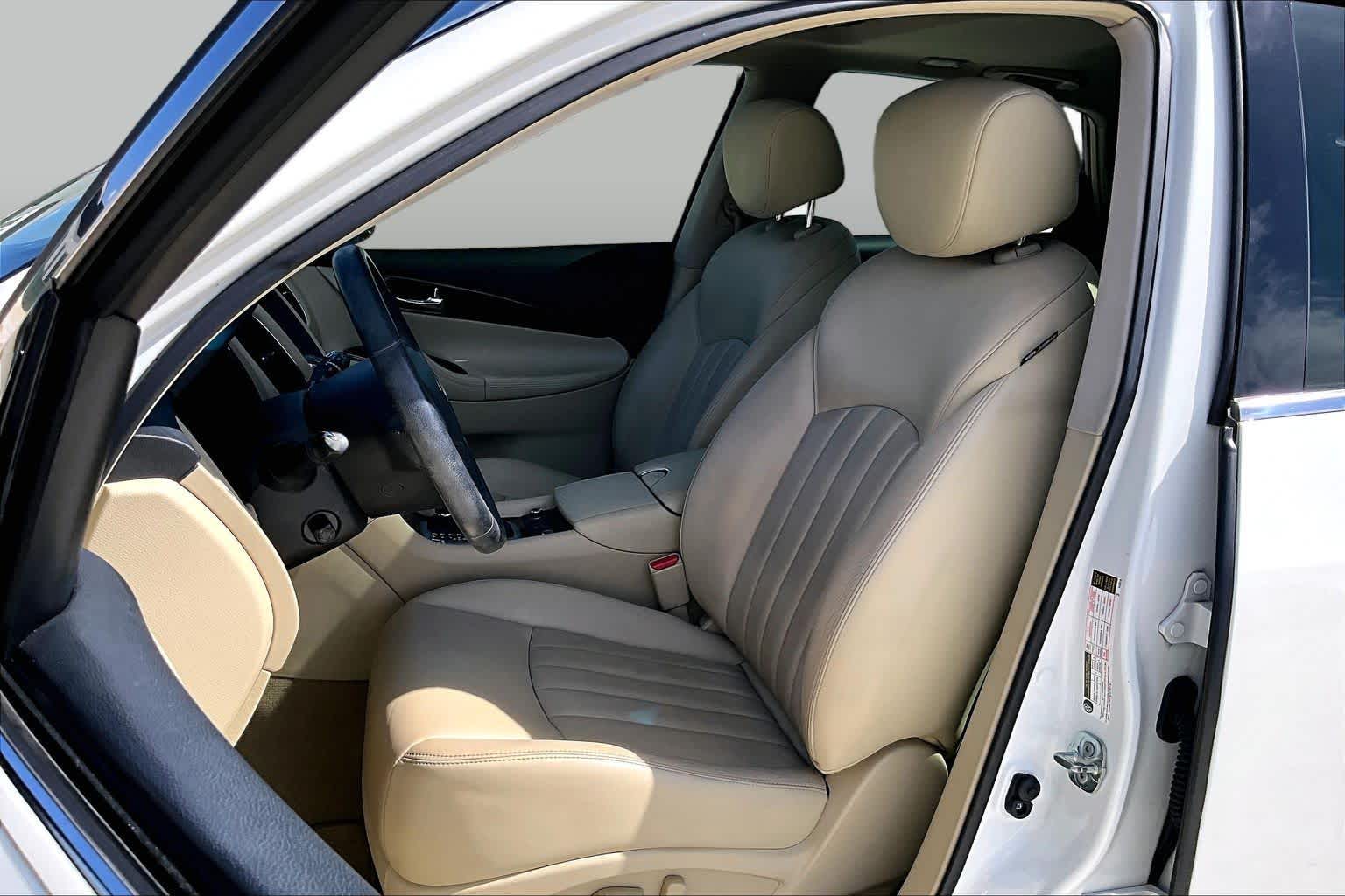 2017 INFINITI QX50  Majestic White at Group 1 Toyota Southwest