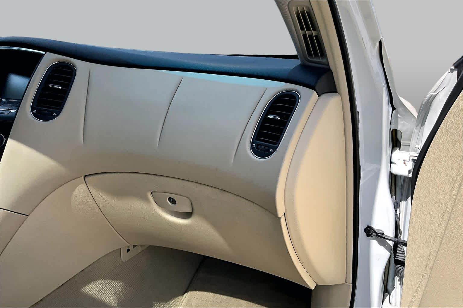 2017 INFINITI QX50  Majestic White at Group 1 Toyota Southwest