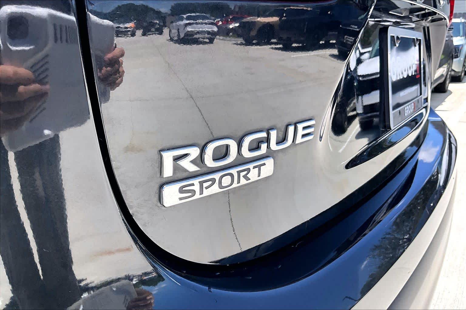 2022 Nissan Rogue Sport S Magnetic Black Pearl at HGreg Houston