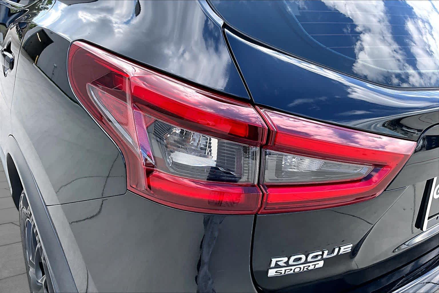 2020 Nissan Rogue Sport photo 26 of 29