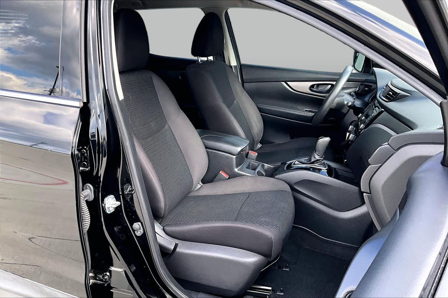2020 Nissan Rogue Sport photo 9 of 29