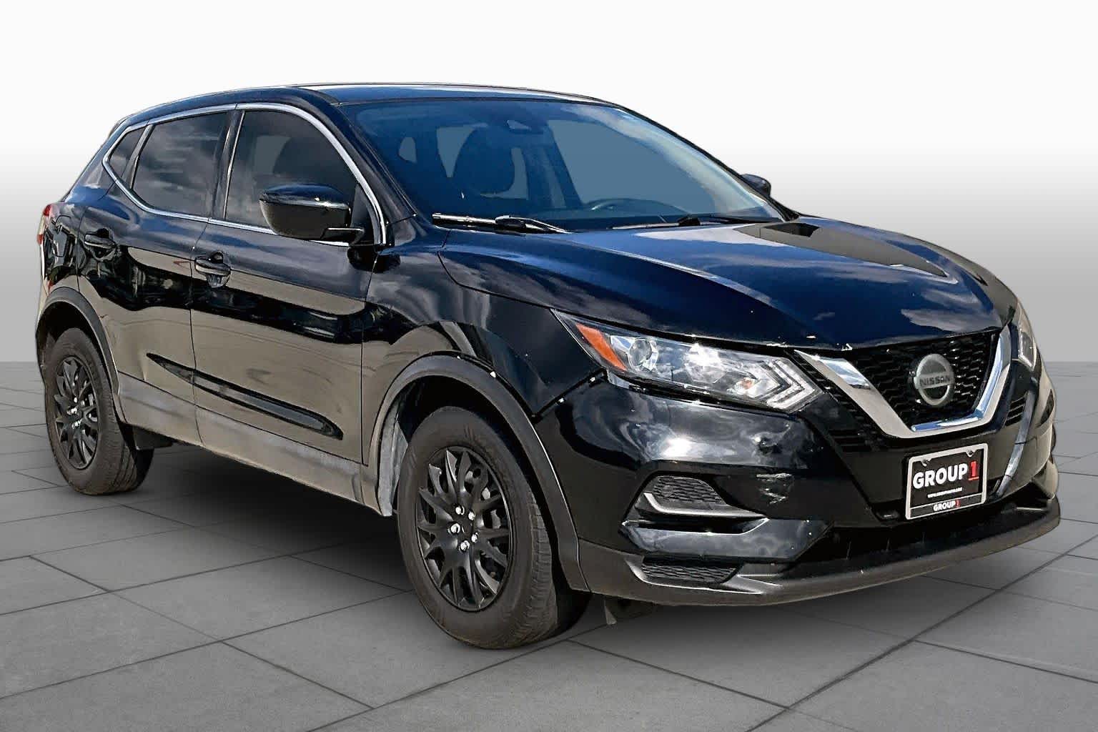 2020 Nissan Rogue Sport photo 3 of 29