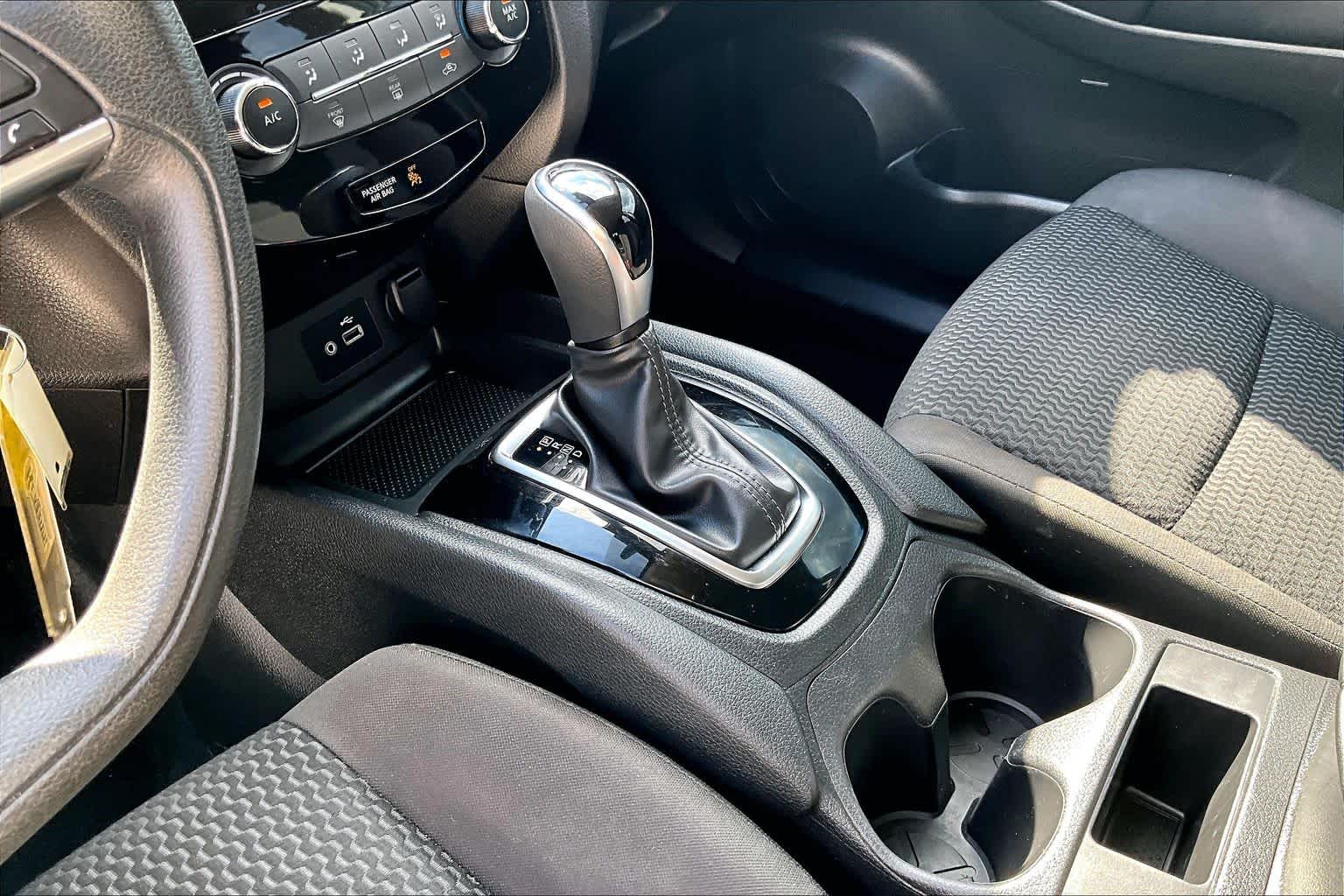 2020 Nissan Rogue Sport photo 14 of 29