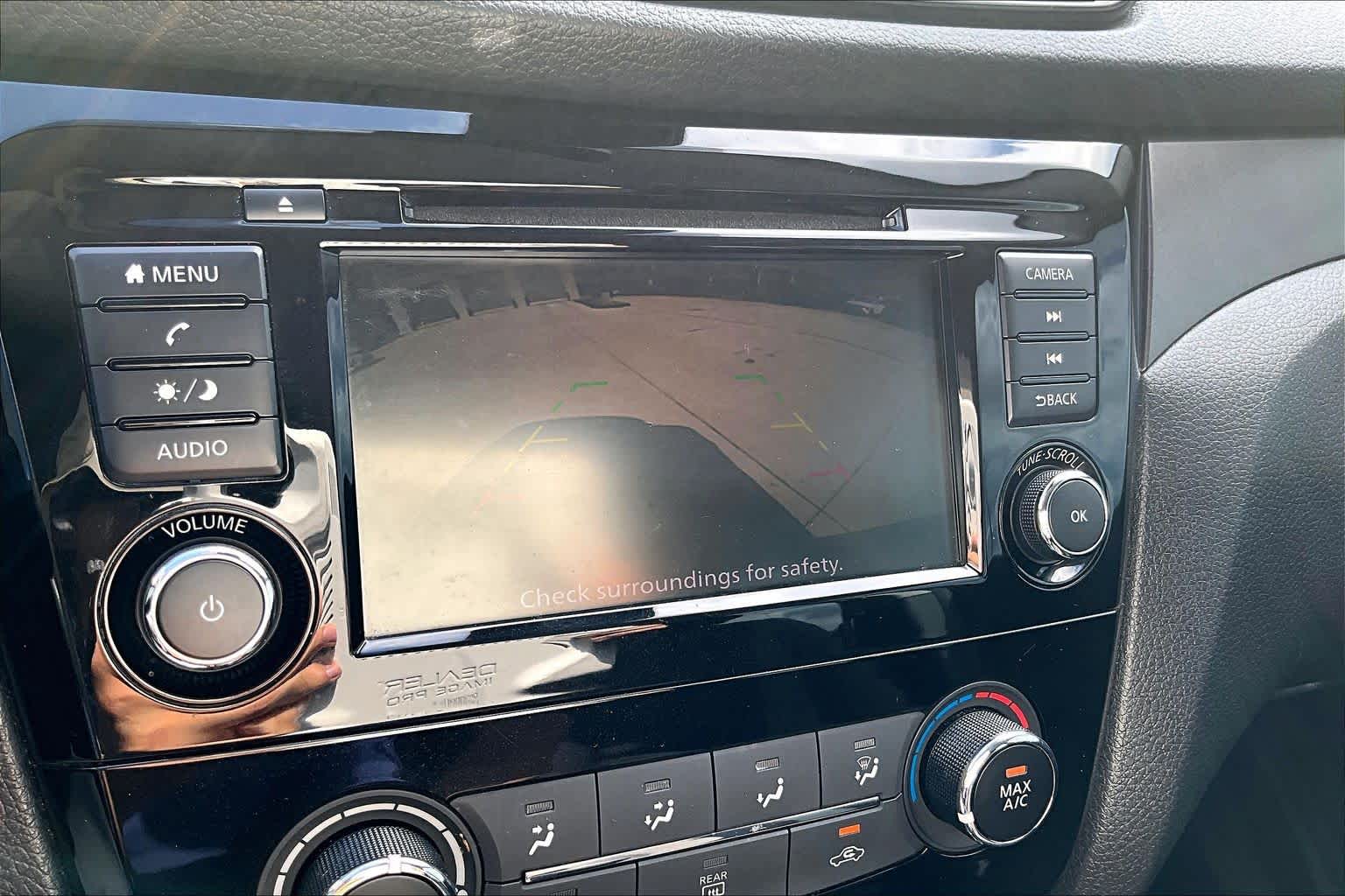 2020 Nissan Rogue Sport photo 24 of 29