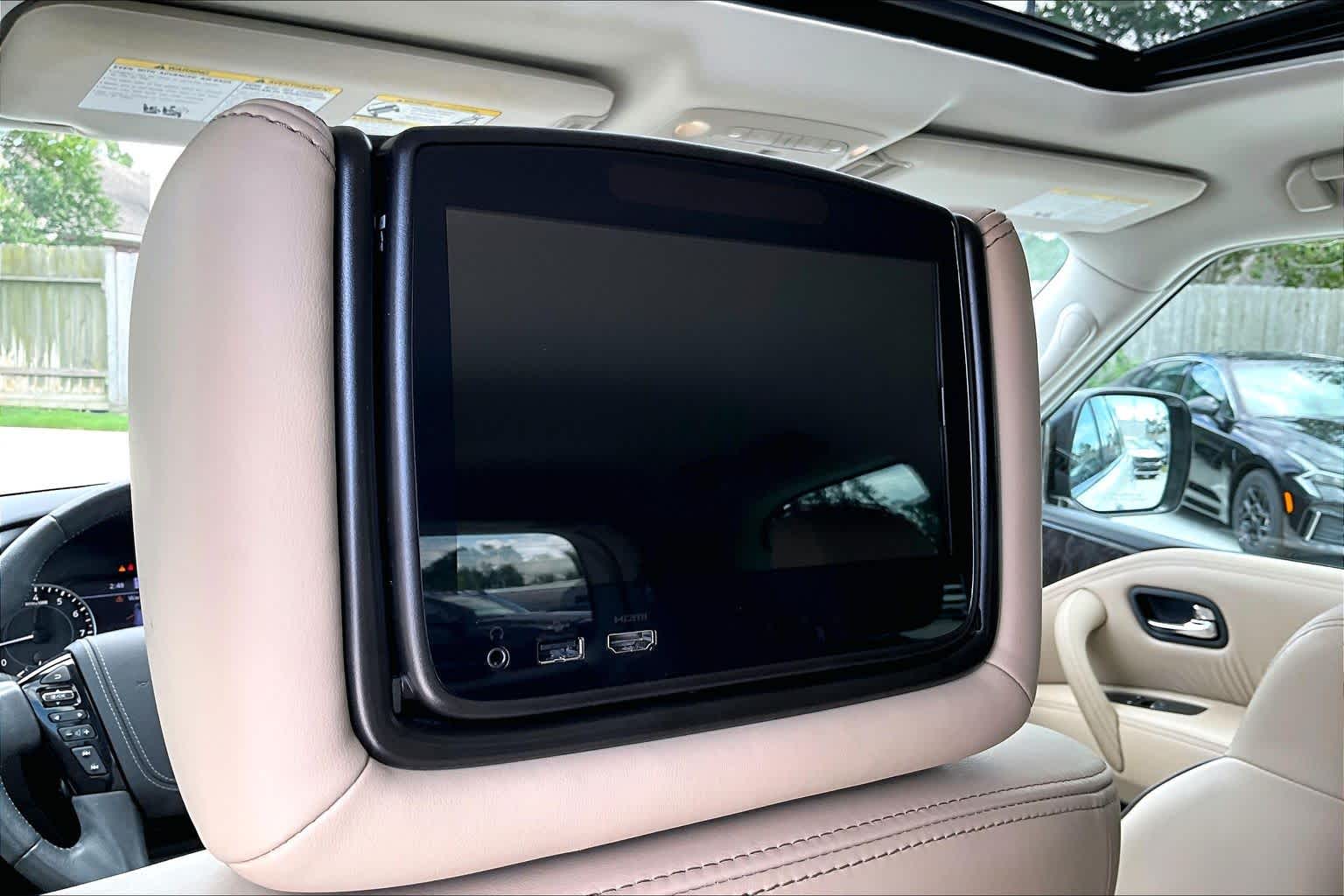 2023 Nissan Armada Platinum Aspen White Tricoat at AutoNation USA Katy