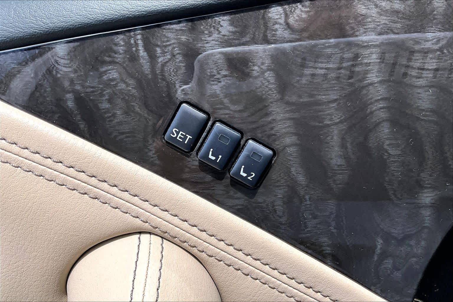 2023 Nissan Armada Platinum Aspen White Tricoat at AutoNation USA Katy