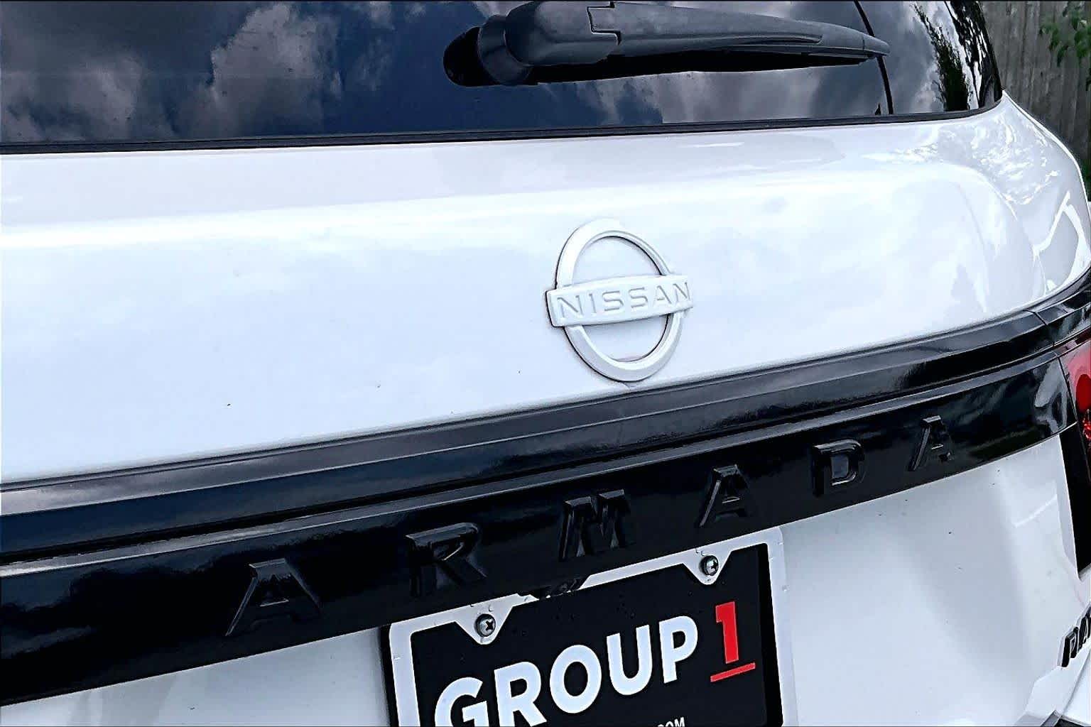 2023 Nissan Armada Platinum Aspen White Tricoat at AutoNation USA Katy
