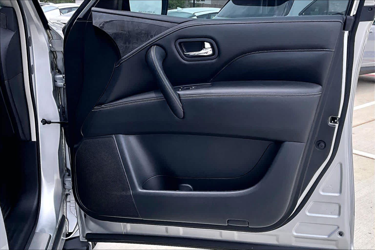 2022 INFINITI QX80 LUXE Liquid Platinum at Westside Kia