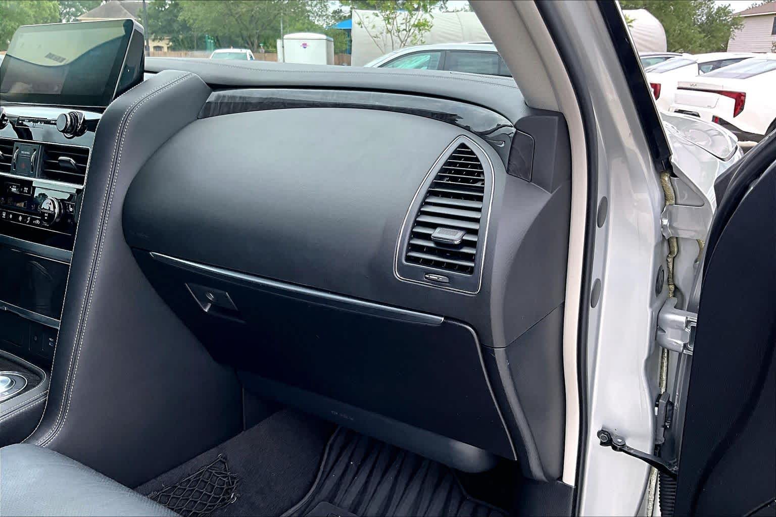 2022 INFINITI QX80 LUXE Liquid Platinum at Westside Kia
