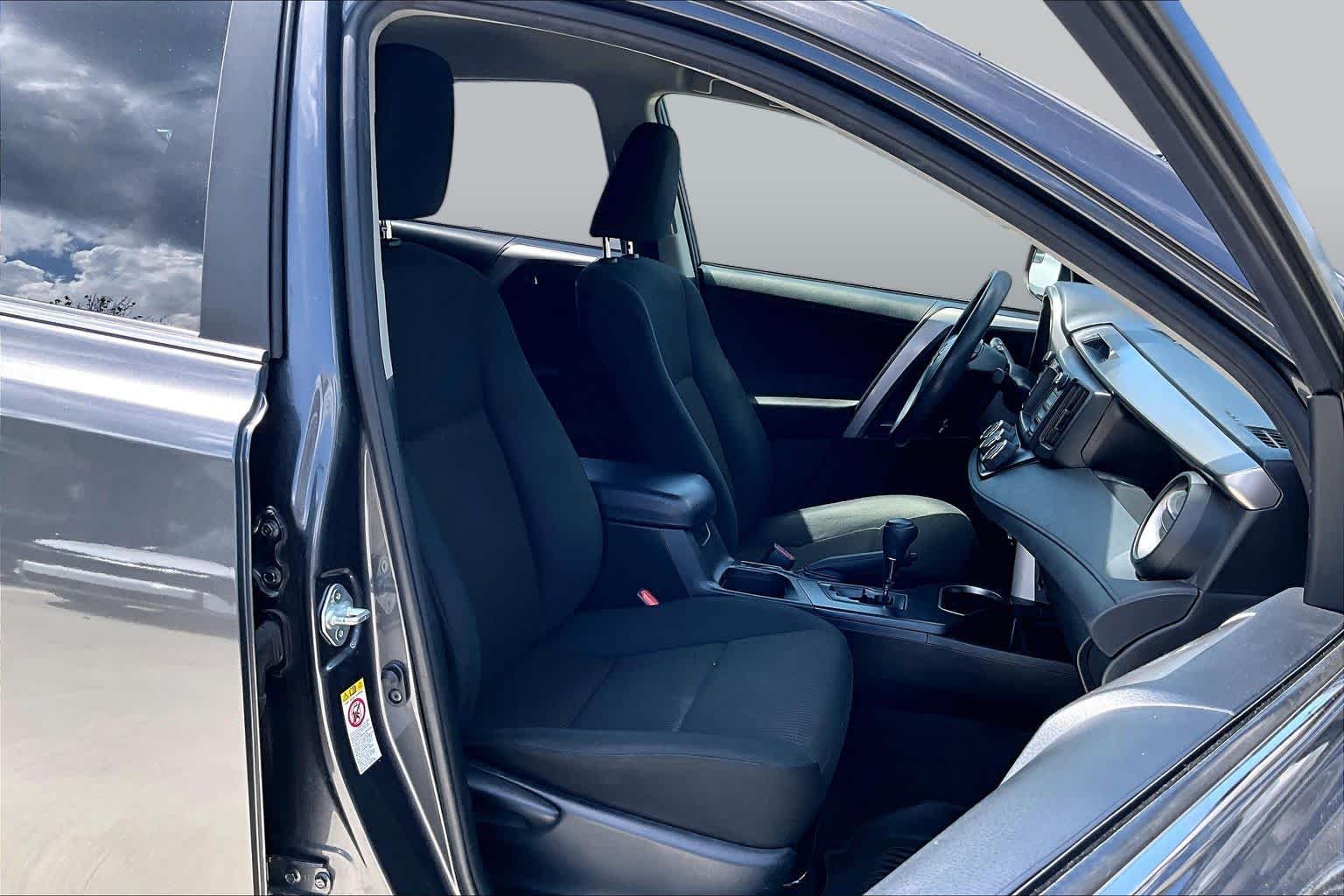 2018 Toyota RAV4 LE Magnetic Gray Metallic at HGreg Houston