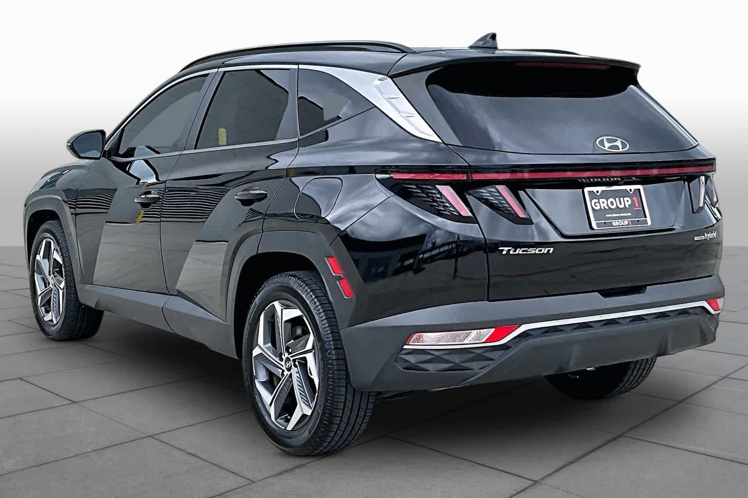 2022 Hyundai Tucson Hybrid photo 11 of 32