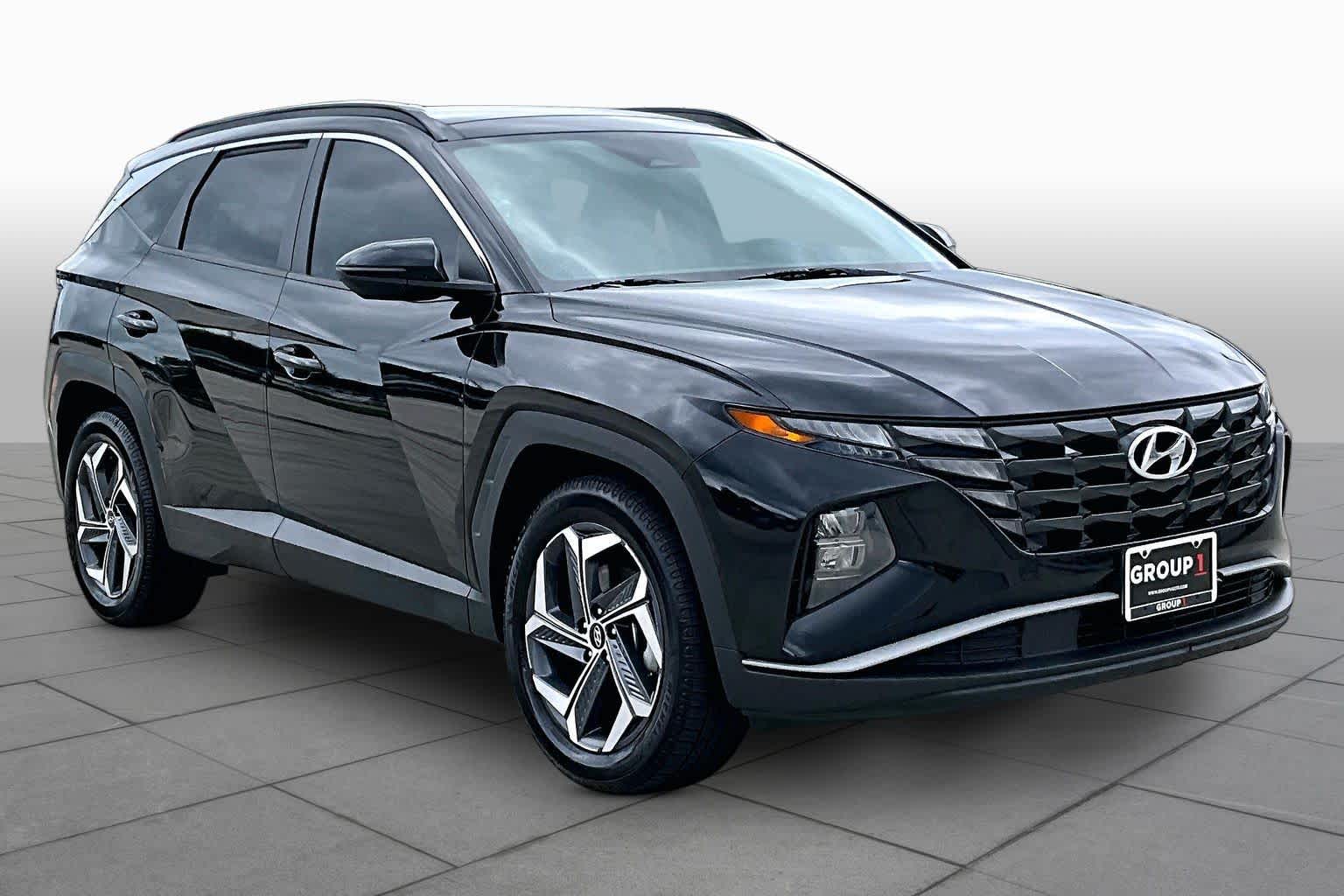 2022 Hyundai Tucson Hybrid photo 3 of 32