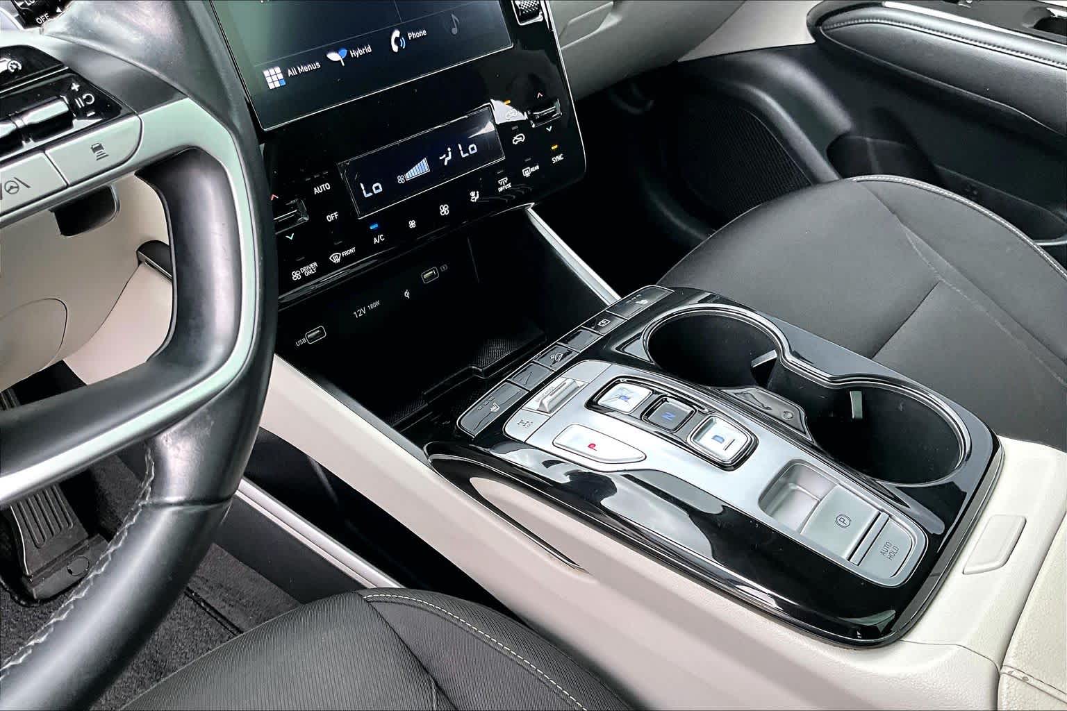 2022 Hyundai Tucson Hybrid photo 15 of 32