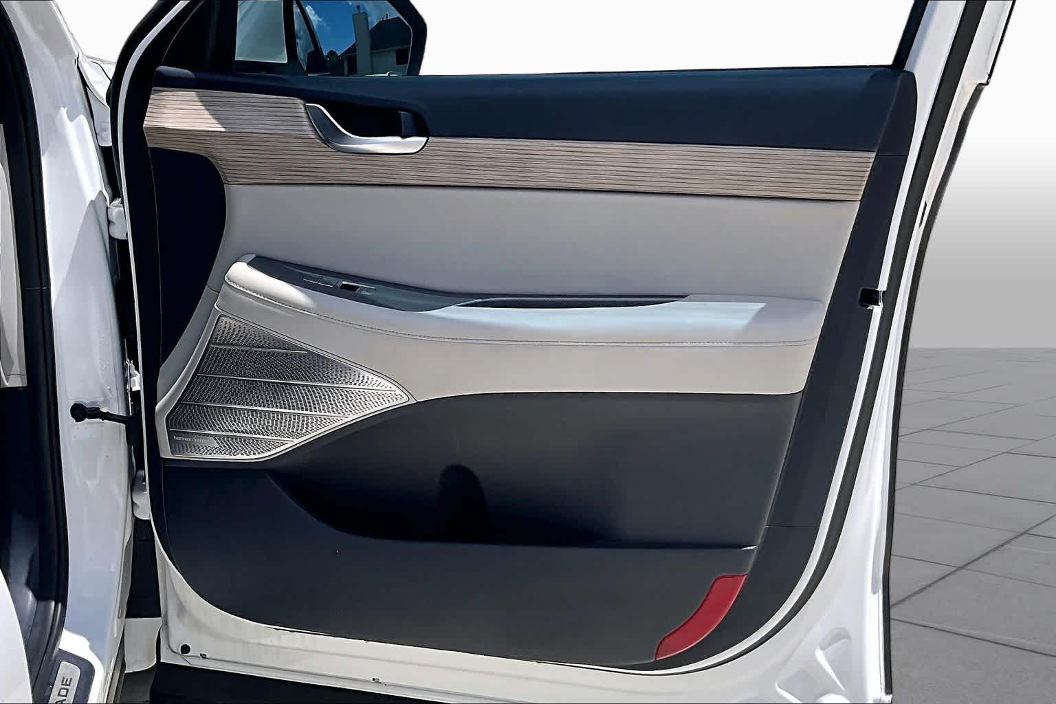 2021 Hyundai Palisade Limited Hyper White at Baytown Ford