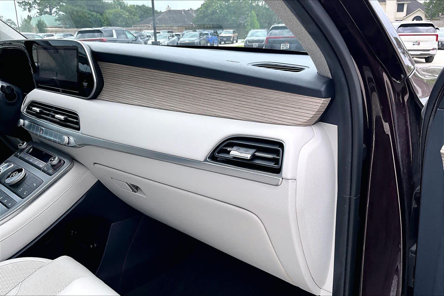 2021 Hyundai Palisade Limited Sierra Burgundy at Beck & Masten Kia