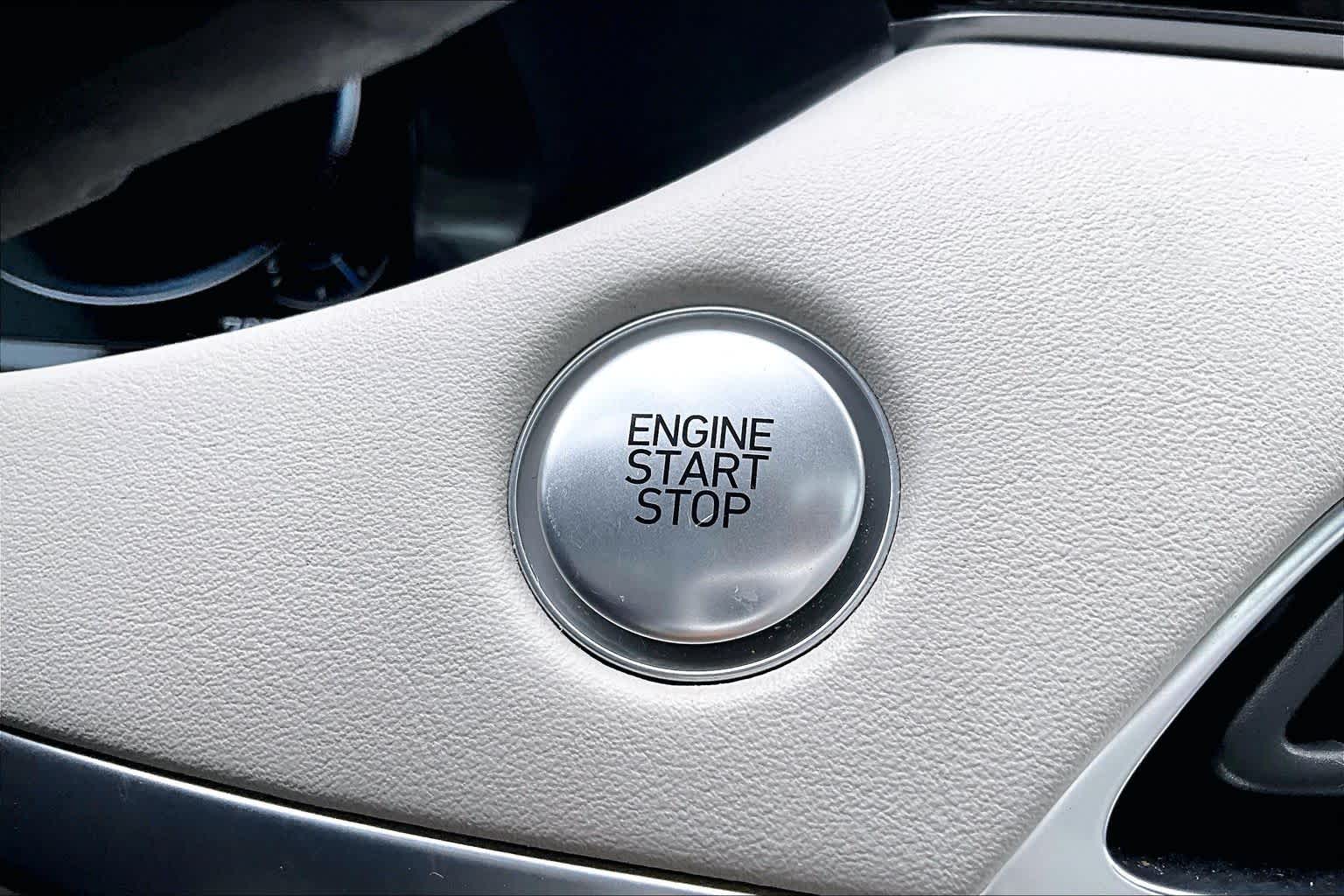 2021 Hyundai Palisade Limited Sierra Burgundy at Beck & Masten Kia