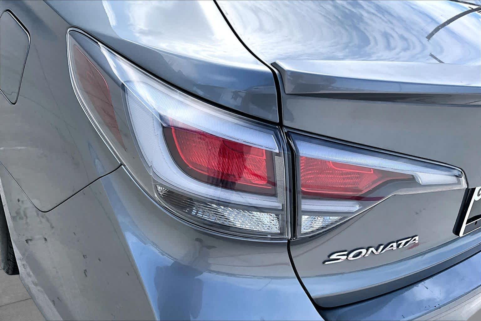 2017 Hyundai Sonata Hybrid photo 27 of 31