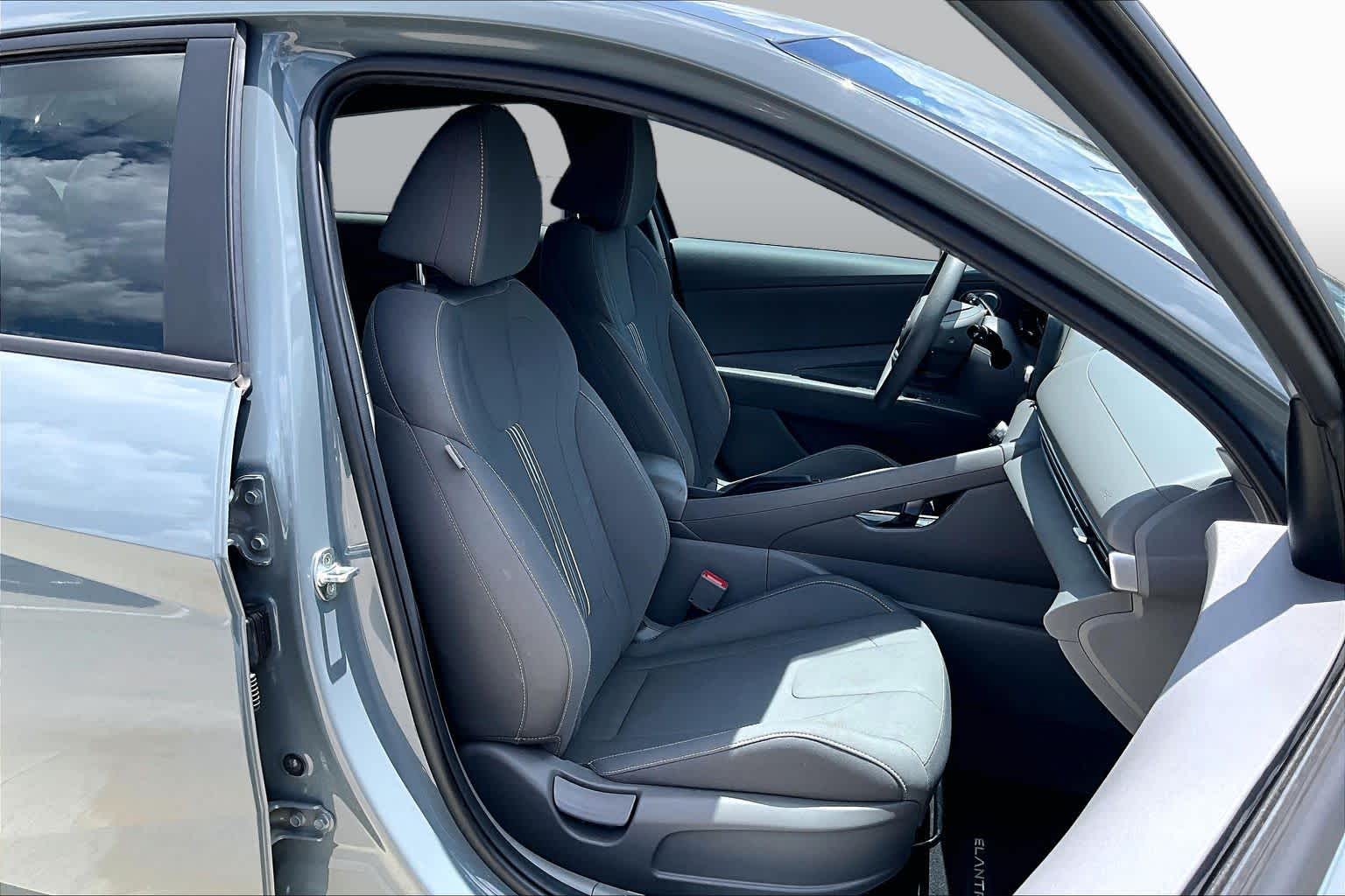 2022 Hyundai Elantra SEL Electric Shadow at AutoNation USA Houston