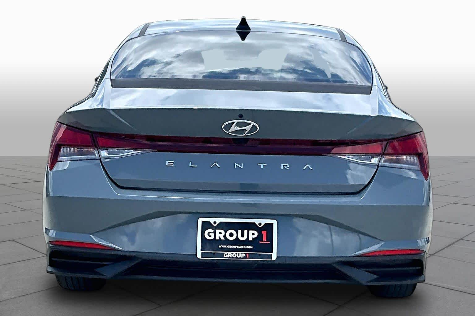 2022 Hyundai Elantra SEL Electric Shadow at AutoNation USA Houston