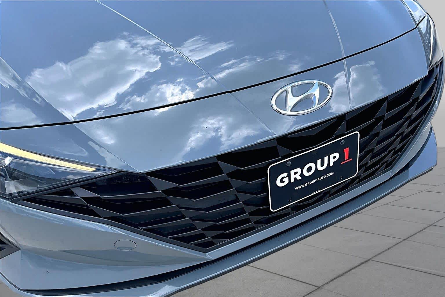 2022 Hyundai Elantra SEL Electric Shadow at AutoNation USA Houston