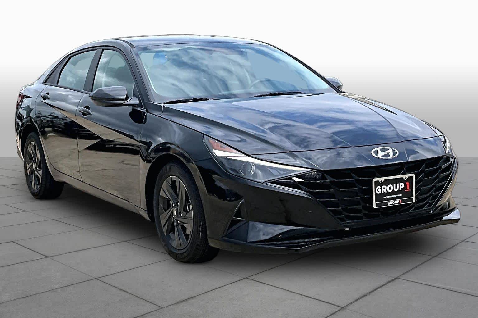 2023 Hyundai Elantra SEL - 2