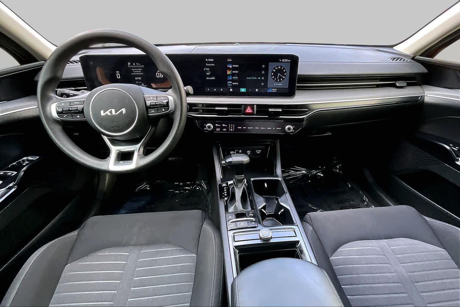 2025 Kia K5 photo 28 of 65