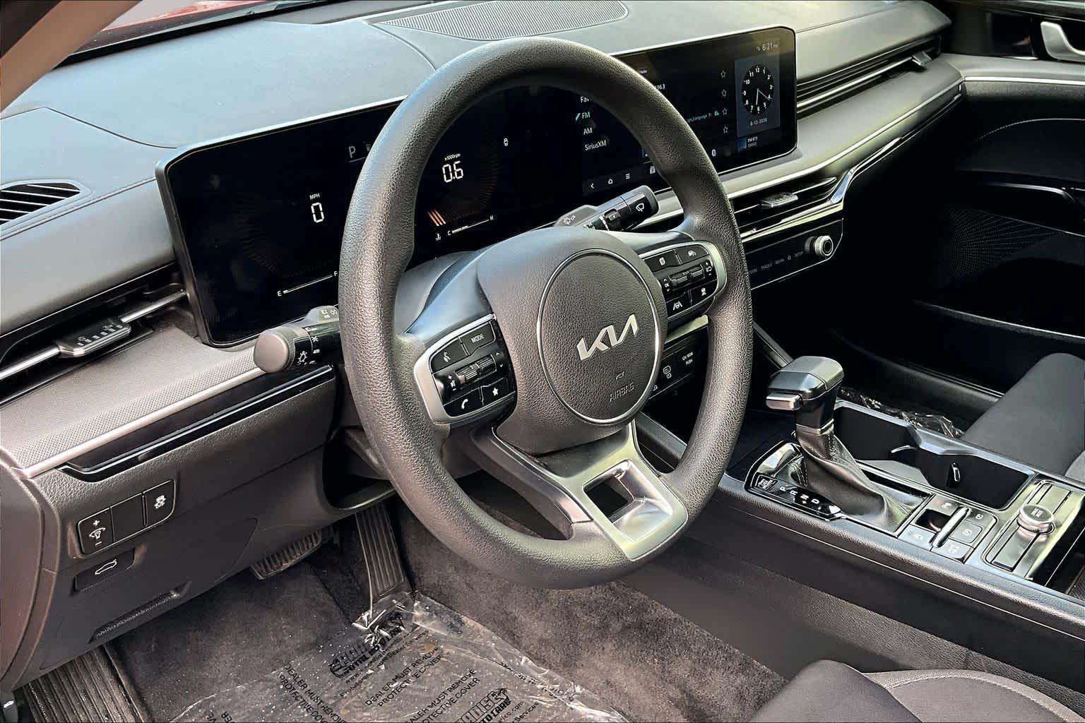 2025 Kia K5 photo 32 of 65