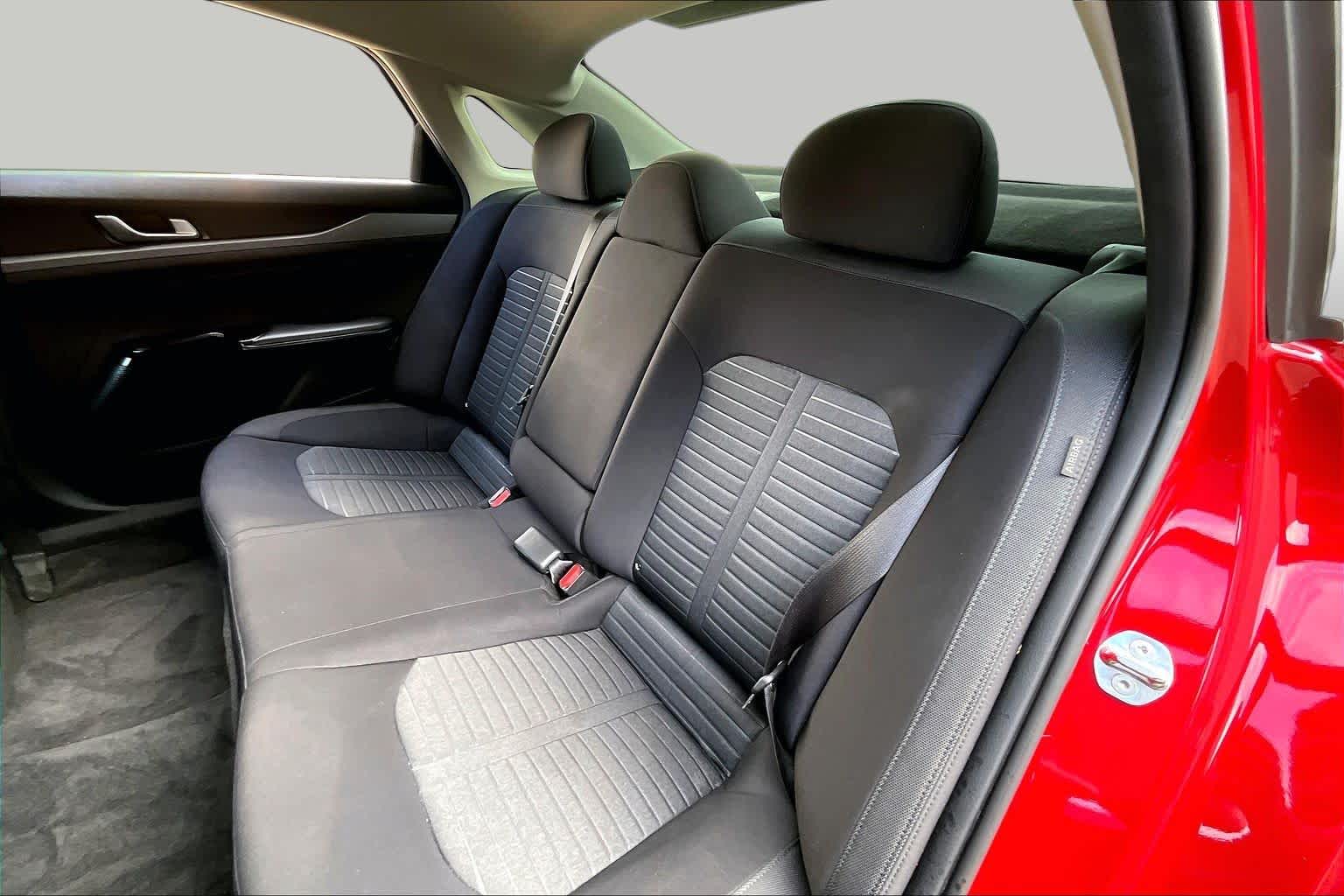 2025 Kia K5 photo 38 of 65