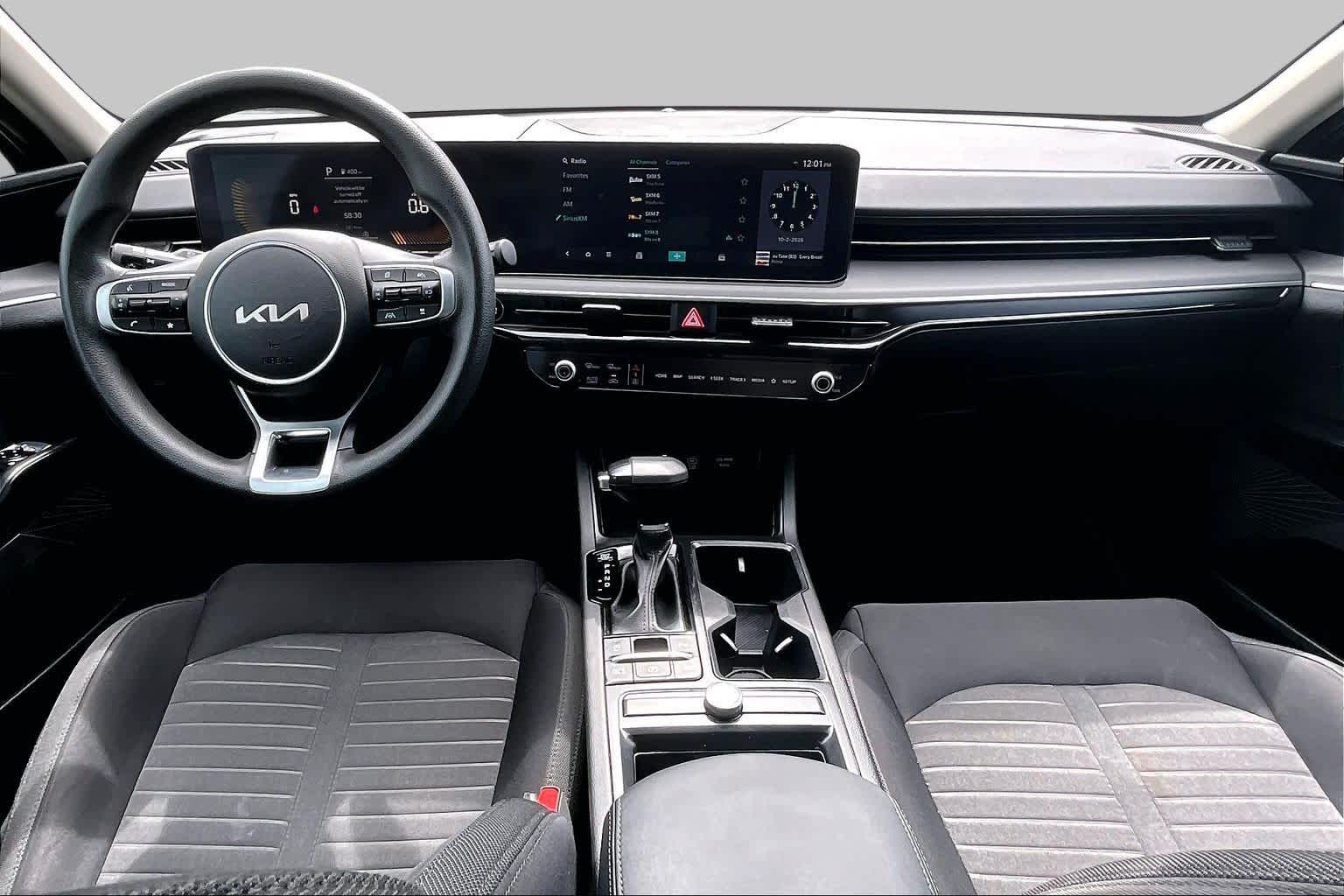 2025 Kia K5 photo 27 of 65