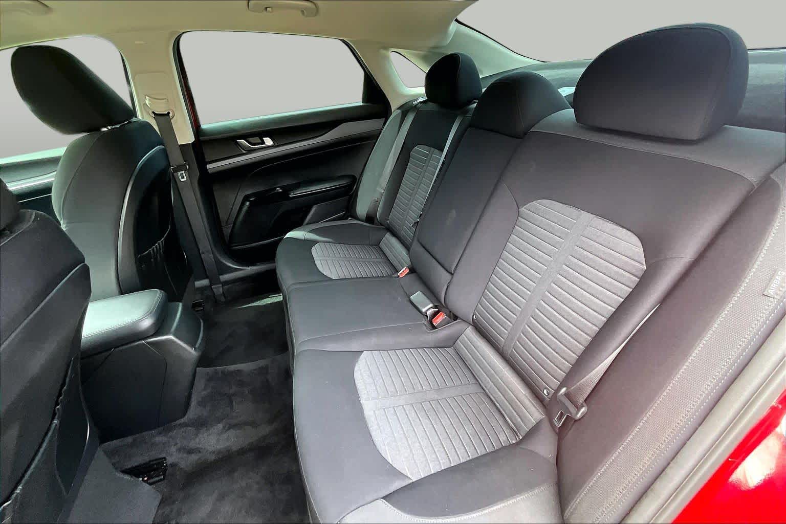 2025 Kia K5 photo 35 of 65