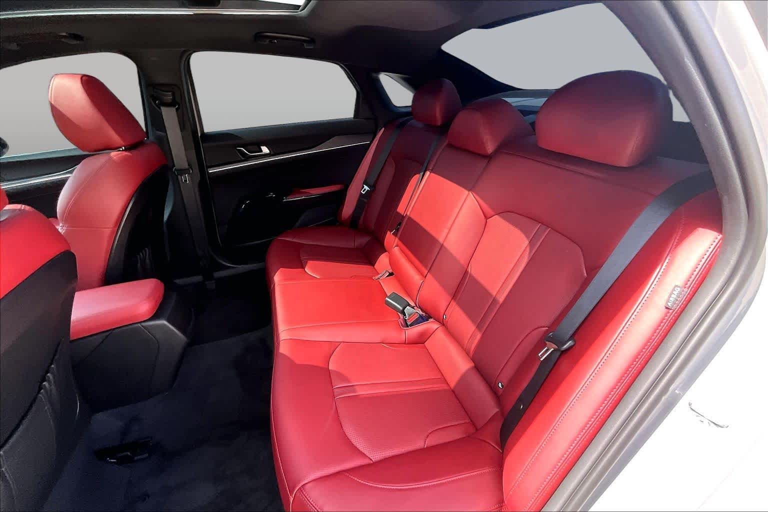 2025 Kia K5 photo 17 of 31