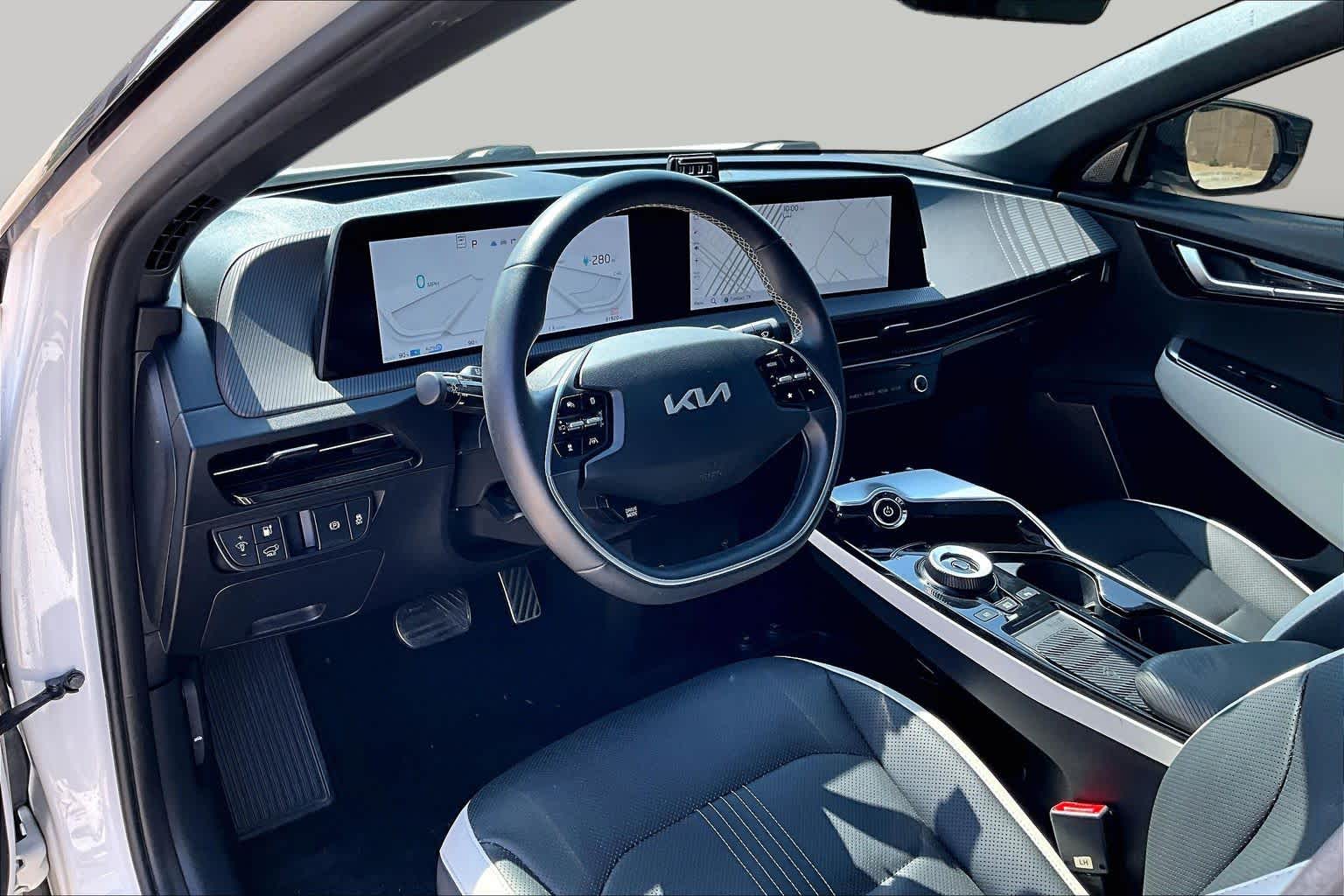 2024 Kia EV6 GT-Line Snow White Pearl at Beck & Masten Kia