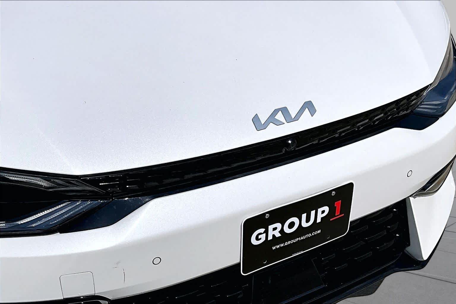 2024 Kia EV6 GT-Line Snow White Pearl at Beck & Masten Kia
